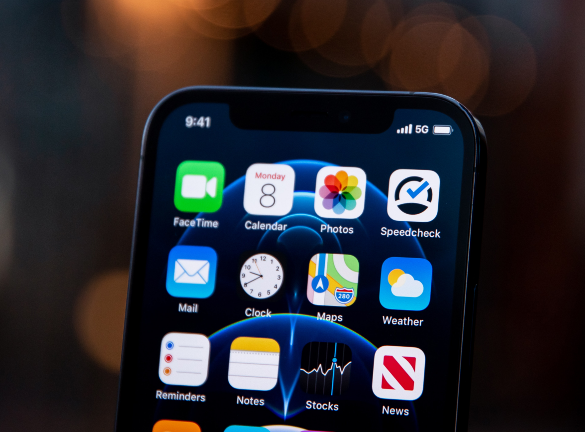 凉山苹果手机维修分享为什么 iPhone 12 在冬季会自动关机 